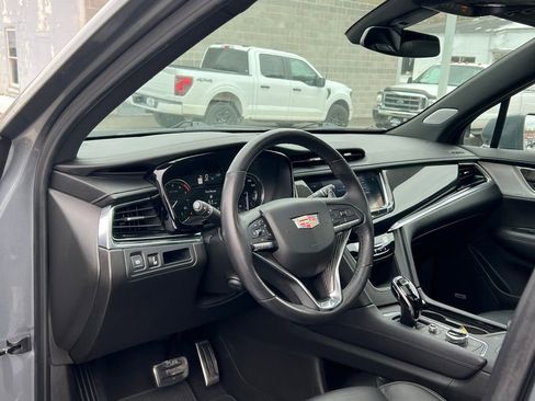 Used 2020 Cadillac XT6 Sport image 13