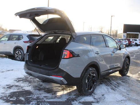 New 2026 Kia Sportage S image 7