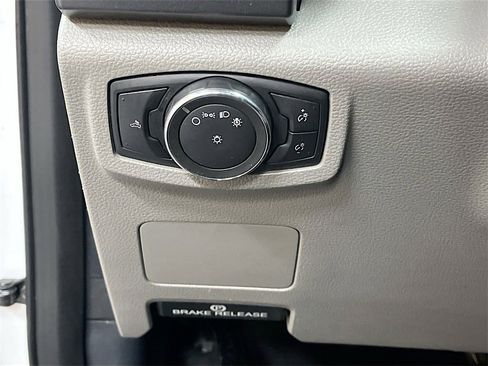 Used 2022 Ford F350 XLT image 10