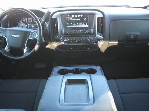 Used 2018 Chevrolet Silverado 1500 LT w/ All Star Edition image 8