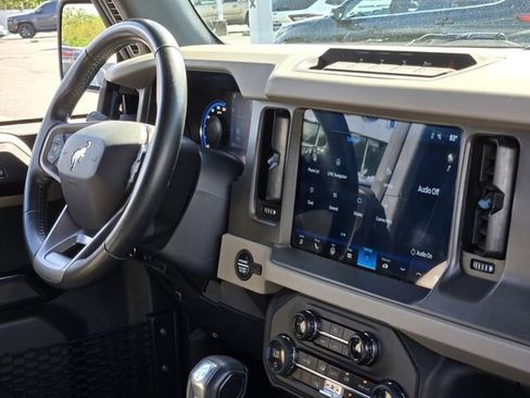 Certified 2024 Ford Bronco Wildtrak image 21