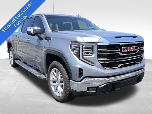 Used 2025 GMC Sierra 1500 SLT w/ SLT Premium Plus Package AWD/4WD image 10