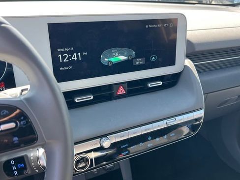 Used 2024 Hyundai Ioniq 5 SE image 18
