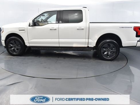 Used 2023 Ford F150 Lightning Lariat image 2