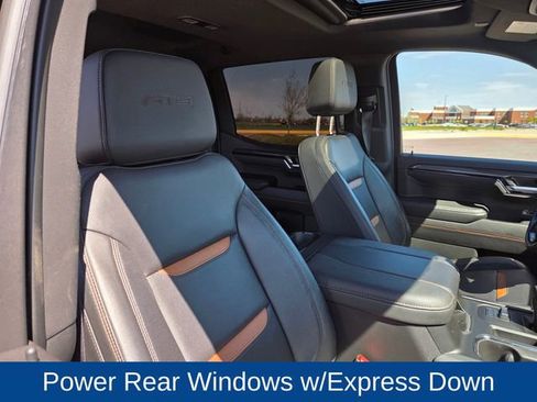 Used 2023 GMC Sierra 1500 AT4 w/ AT4 Premium Package AWD/4WD image 37