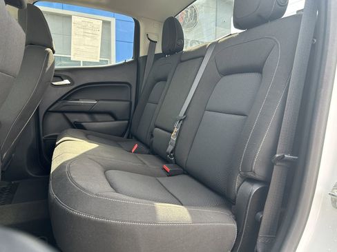 Used 2015 Chevrolet Colorado LT w/ LT Convenience Package AWD/4WD image 15
