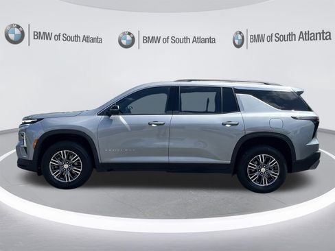 Used 2024 Chevrolet Traverse LT AWD/4WD image 21