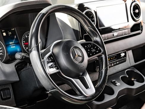 Used 2021 Mercedes-Benz Sprinter 3500 image 13