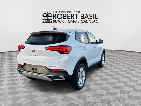 Used 2024 Buick Encore GX Preferred w/ Comfort Package AWD/4WD image 8