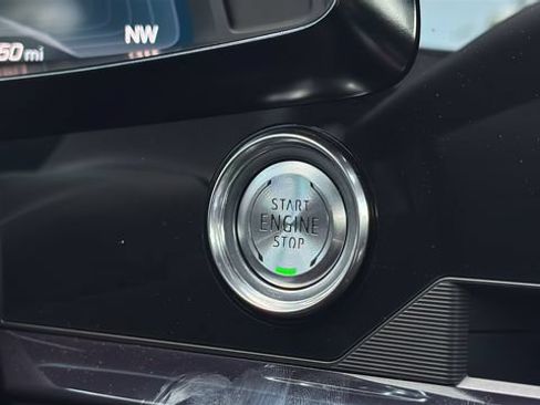 Used 2024 Chevrolet Corvette Stingray Preferred Conv w/ Stealth Interior Trim Package RWD image 33