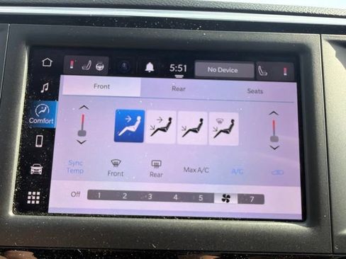 Used 2022 Chrysler Voyager LX FWD image 48