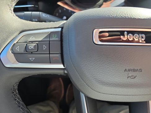 New 2026 Jeep Compass Limited image 14