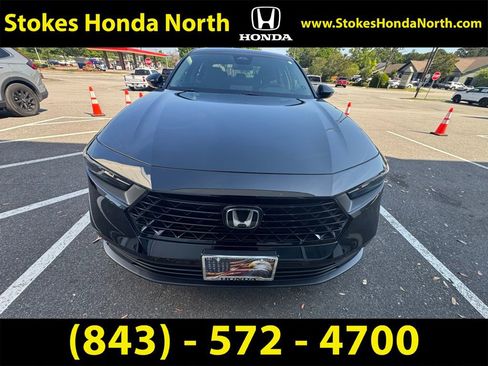 Used 2025 Honda Accord SE image 2