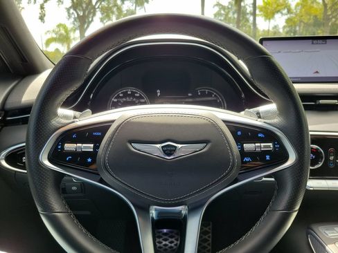 Used 2022 Genesis GV70 3.5T Sport AWD/4WD image 20
