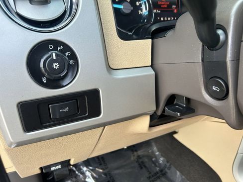 Used 2011 Ford F150 Lariat w/ Lariat Plus Pkg image 12