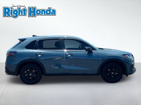 Used 2024 Honda HR-V Sport image 7