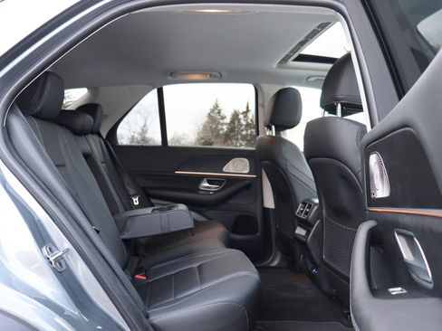 Used 2024 Mercedes-Benz GLE 350 4MATIC image 18