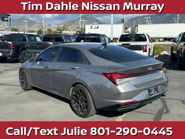 Used 2022 Hyundai Elantra SEL w/ Preferred Accessory Package FWD image 8