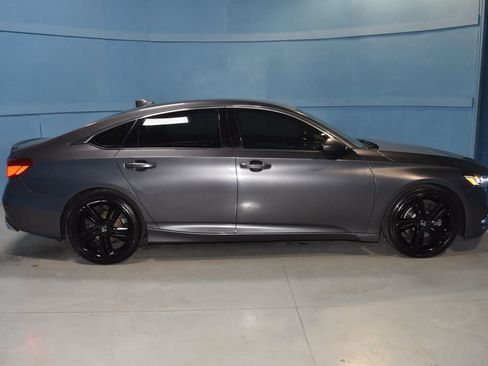 Used 2020 Honda Accord Sport image 21
