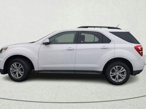 Used 2017 Chevrolet Equinox LT w/ Driver Confidence Package II image 4