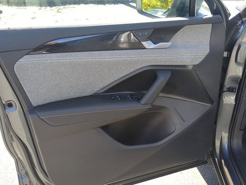 New 2026 Volkswagen Tiguan S image 12