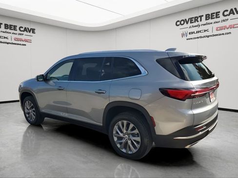 Certified 2025 Buick Enclave Preferred image 7