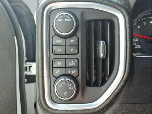Used 2022 Chevrolet Silverado 1500 RST w/ Texas Edition Plus AWD/4WD image 18