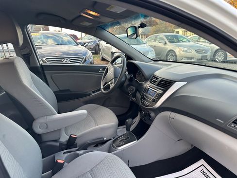 Used 2015 Hyundai Accent GS image 25