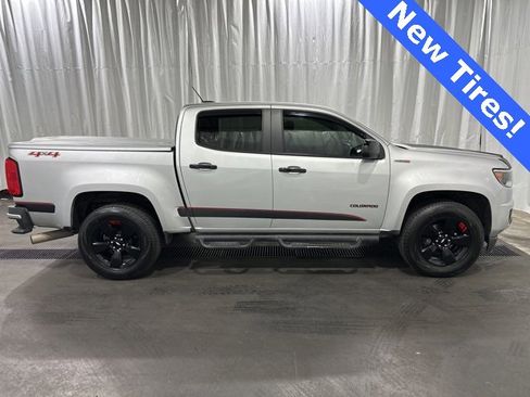 Used 2019 Chevrolet Colorado LT w/ Redline Special Edition image 2