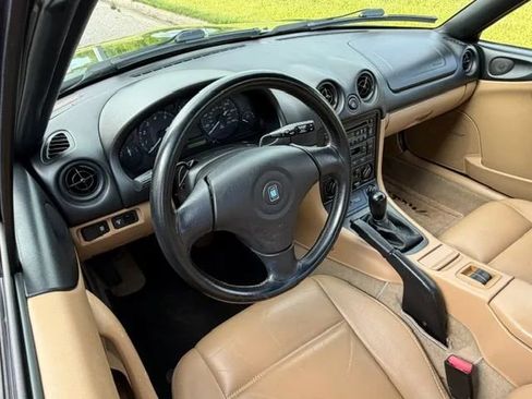 Used 1999 MAZDA MX-5 Miata RWD image 11
