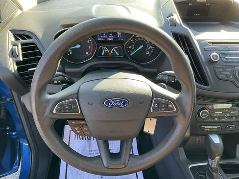 Used 2017 Ford Escape SE w/ SE Cold Weather Package AWD/4WD image 23