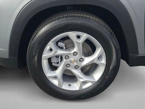 New 2026 Chevrolet Trax LS w/ LS Convenience Package image 10