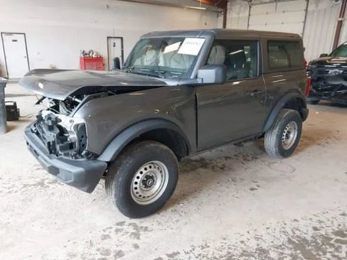 Used 2025 Ford Bronco 2-Door AWD/4WD image 1