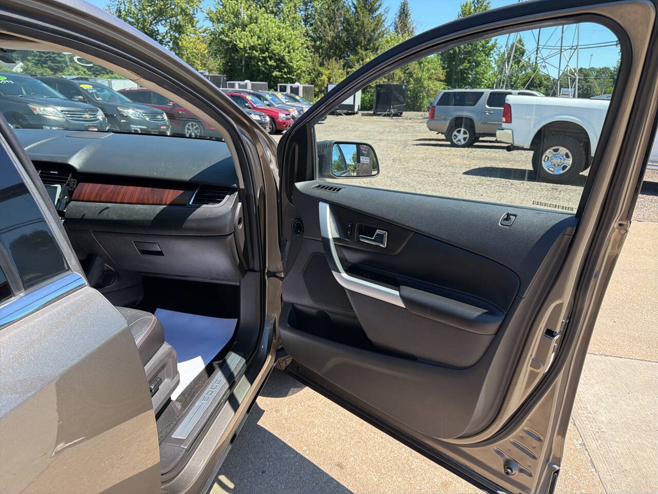 Used 2012 Ford Edge Limited AWD/4WD image 16