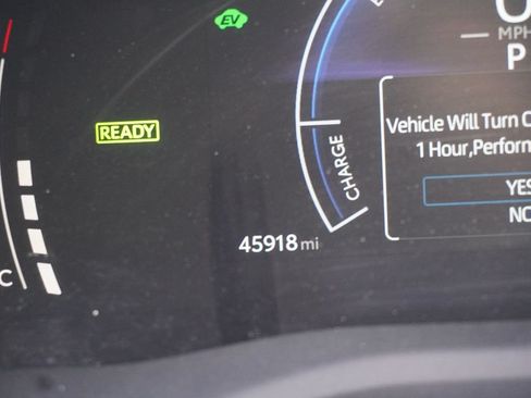 Used 2025 Toyota Camry LE FWD image 3
