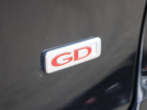 Used 2018 Kia Sorento FWD image 19