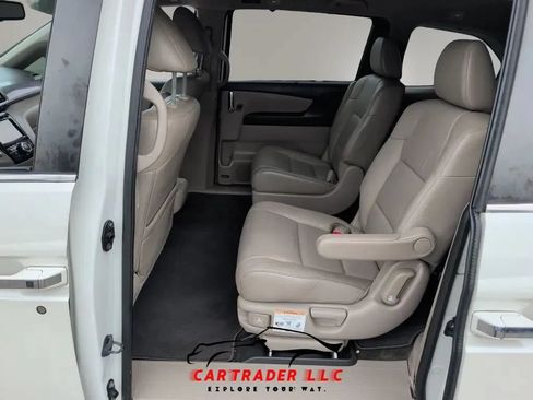 Used 2014 Honda Odyssey EX-L image 16