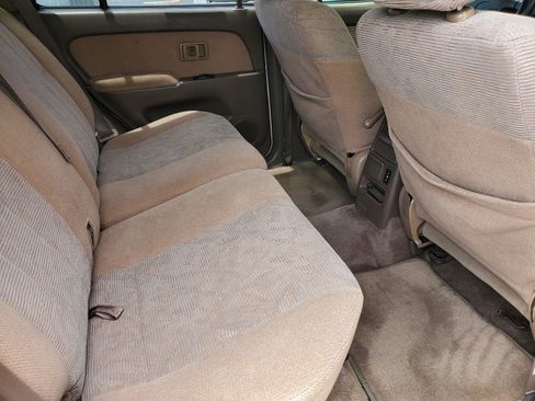Used 1999 Toyota 4Runner SR5 AWD/4WD image 34