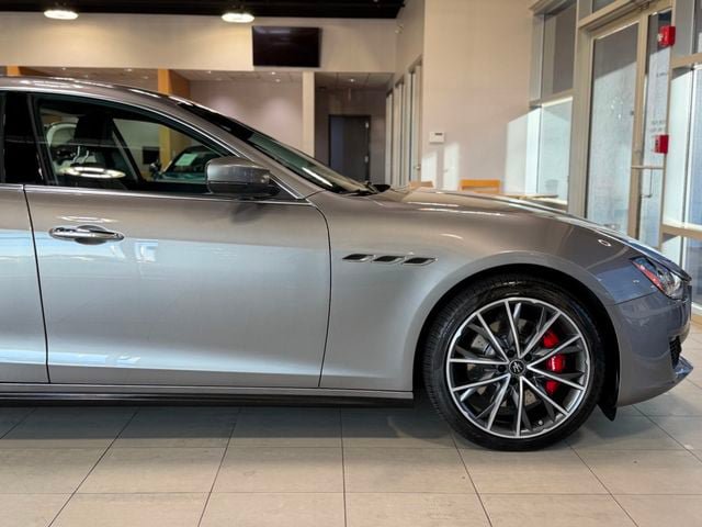 Used 2021 Maserati Ghibli S Q4 AWD/4WD image 16