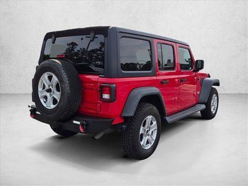 Used 2018 Jeep Wrangler Unlimited Sport S AWD/4WD image 5