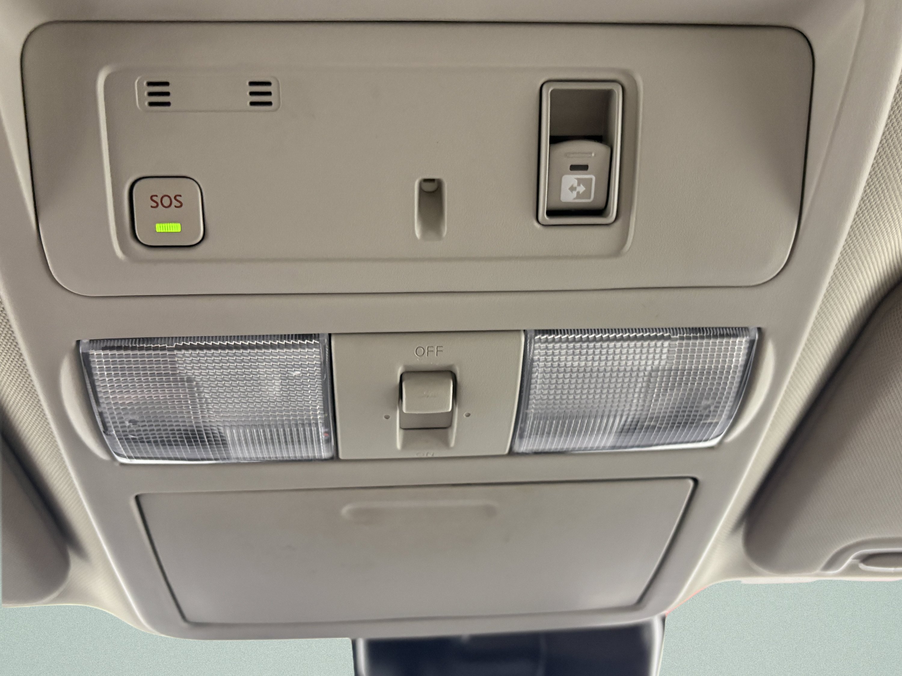 Used 2024 Nissan Titan SV w/ SV Convenience Package AWD/4WD image 28