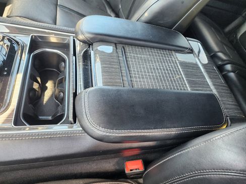 Used 2022 Jeep Wagoneer Series III image 35