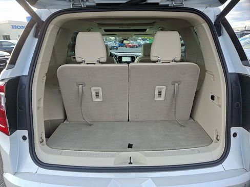 Certified 2021 GMC Acadia Denali image 33