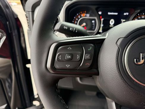 Used 2026 Jeep Wrangler Willys image 17