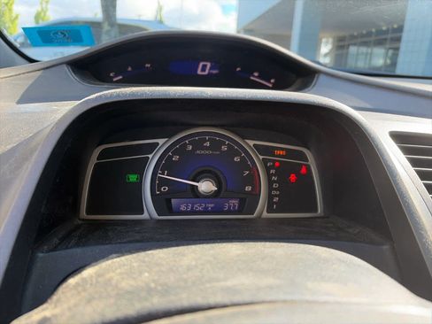Used 2011 Honda Civic LX image 2