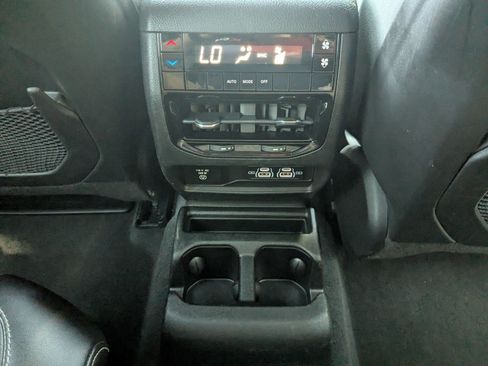 Used 2021 Jeep Grand Cherokee L Laredo AWD/4WD image 31