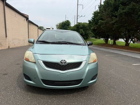 Used 2010 Toyota Yaris Sedan FWD image 2