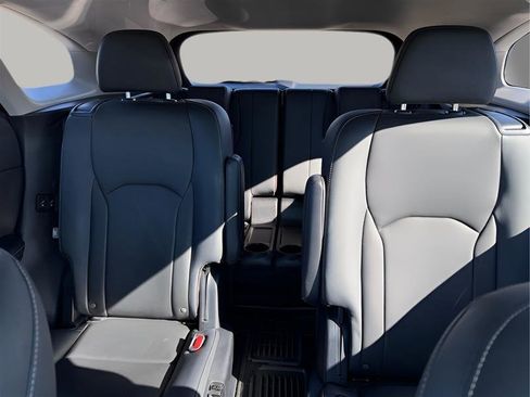 Used 2020 Lexus RX 350L FWD w/ Premium Package image 61