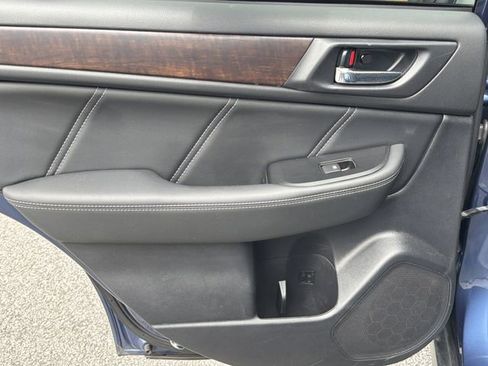 Used 2019 Subaru Outback 3.6R Limited w/ Popular Package #2 AWD/4WD image 22