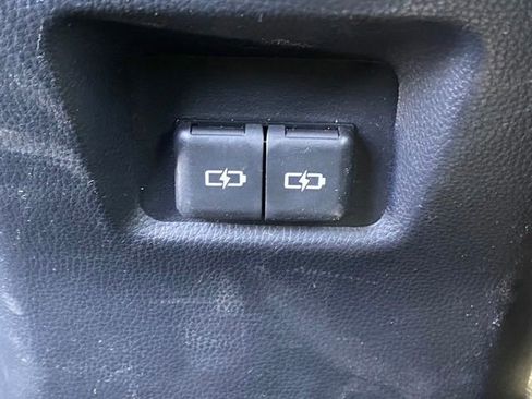 Used 2024 Toyota RAV4 XLE AWD/4WD image 22